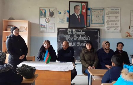 Lənkəranda mal tövləsinə oxşayan məktəb Lənkəranda mal tövləsinə oxşayan məktəb