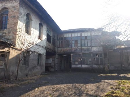 Şəkinin Dezinfeksiya mərkəzindən biabırçı görüntülər Şəkinin Dezinfeksiya mərkəzindən biabırçı görüntülər