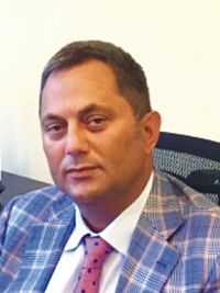 "V&GO" Hotel və milyonçu sahibi Gəncədə tarixi abidəni necə işğal edib? "V&GO" Hotel və milyonçu sahibi Gəncədə tarixi abidəni necə işğal edib?