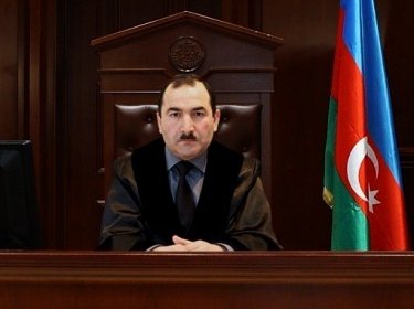 ETSN-nin həbsdəki vəzifəli şəxsi azadlığın YOLLARINI ARAYIR ETSN-nin həbsdəki vəzifəli şəxsi azadlığın YOLLARINI ARAYIR