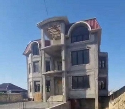 Dəbdəbəli villa qalmaqalı Gülarə Quluzadəni işsiz qoya bilər Dəbdəbəli villa qalmaqalı Gülarə Quluzadəni işsiz qoya bilər
