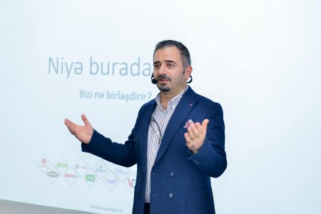 “Gələcəyini Qur!” təhsil təqaüdünü qazanmış abituriyentlərlə “Veysəloğlu Şirkətlər Qrupu”nda görüş keçirildi