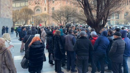 Biznesmenlər Paşinyana qarşı: İrəvanda etirazlar başlayıb