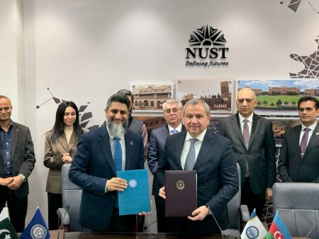 BDU və COMSTECH arasında əməkdaşlıq əlaqələri qurulur BDU və COMSTECH arasında əməkdaşlıq əlaqələri qurulur