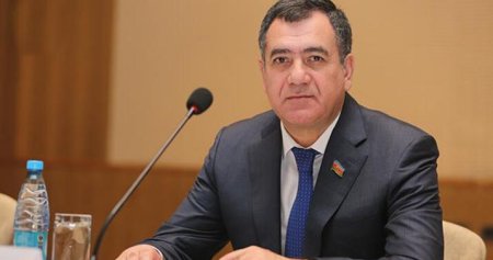 "Prezident Tofiq Yaqublunu əfv edə bilər" "Prezident Tofiq Yaqublunu əfv edə bilər"