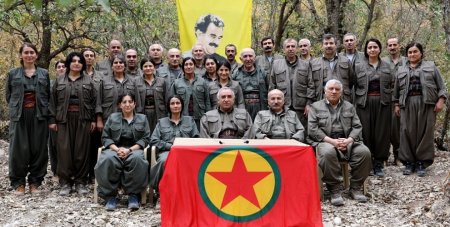 “PKK-ya inanmaq sadəlövhlükdür, hələ hər şey bitməyib” “PKK-ya inanmaq sadəlövhlükdür, hələ hər şey bitməyib”