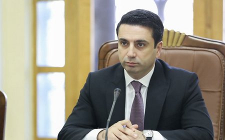 Simonyan Bakı və İrəvan arasında sülhə nail olmaqla bağlı səylərinə görə Qazaxıstana minnətdarlığını bildirib Simonyan Bakı və İrəvan arasında sülhə nail olmaqla bağlı səylərinə görə Qazaxıstana minnətdarlığını bildirib