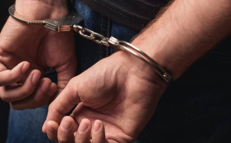 Naxçıvanda özünü vəzifəli şəxs kimi tanıdaraq dələduzluq edən şəxs saxlanılıb Naxçıvanda özünü vəzifəli şəxs kimi tanıdaraq dələduzluq edən şəxs saxlanılıb